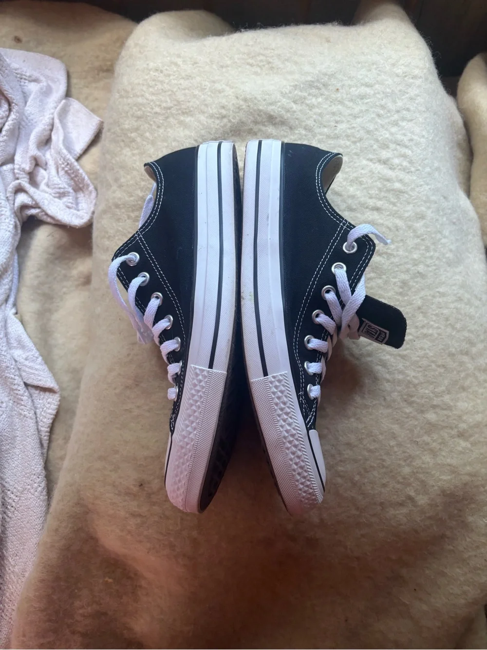 New Converse Chuck Taylor All Star Low Top Sneakers -black size men 11